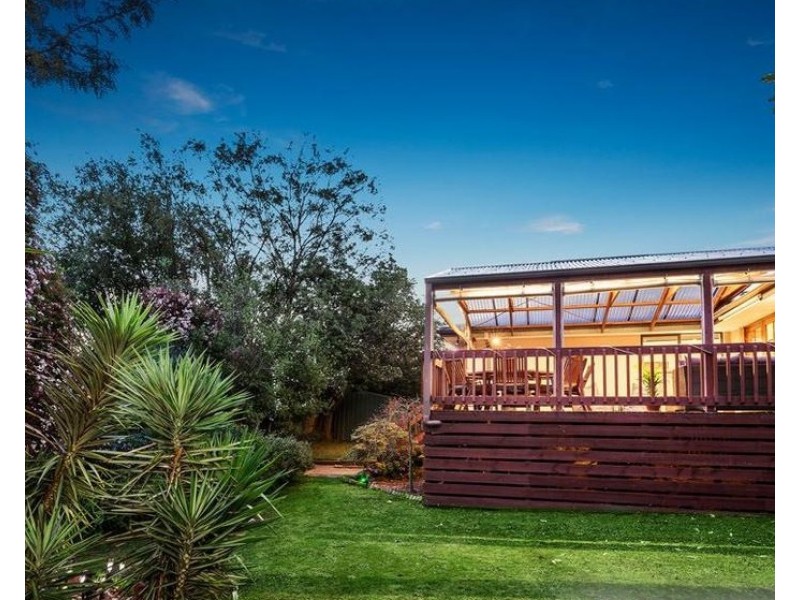 11 Courtney Square, Wantirna VIC 3152