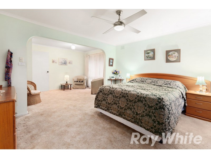 6 Maringa Close, Wantirna South VIC 3152