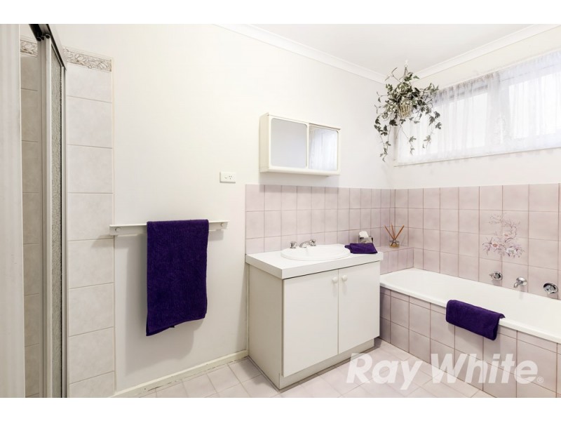 6 Maringa Close, Wantirna South VIC 3152