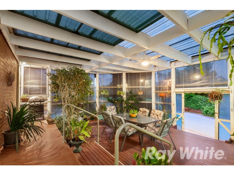 6 Maringa Close, Wantirna South VIC 3152