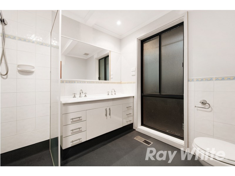 24 Dunbarton Drive, Wantirna VIC 3152