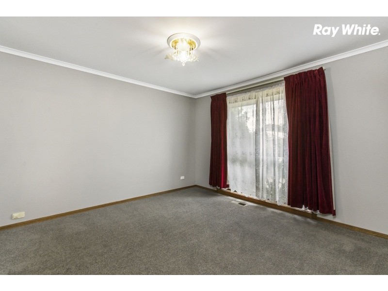 112 Fraser Crescent, Wantirna South VIC 3152