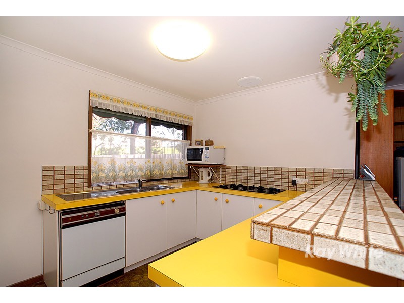 41 Matilda Avenue, Wantirna South VIC 3152