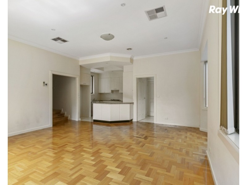 2/29 Tobias Avenue, Glen Waverley VIC 3150