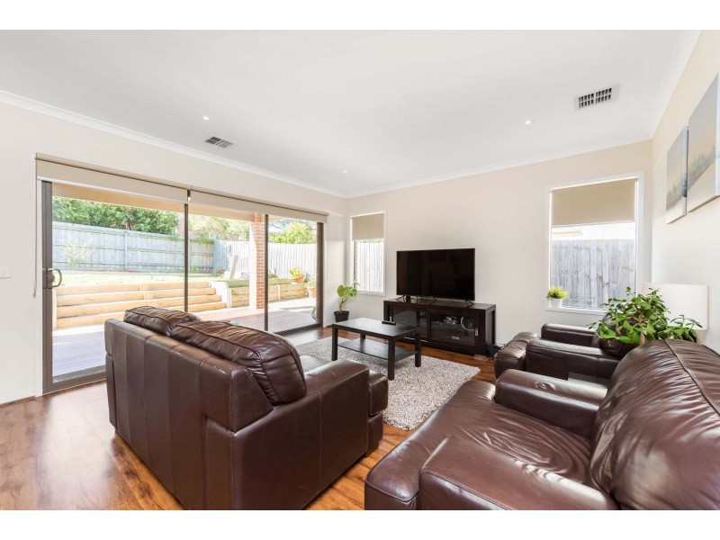 21 Pioneer Close, Vermont South VIC 3133