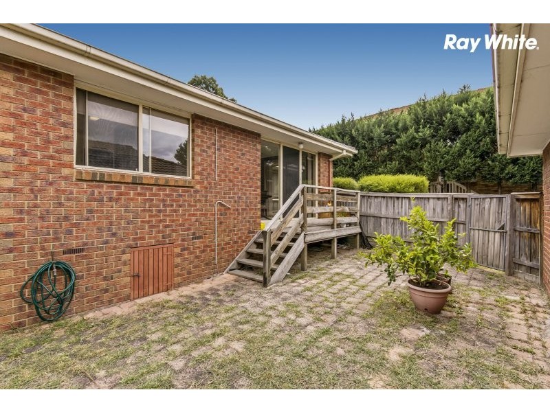 1/6 Carina Close, Wantirna South VIC 3152