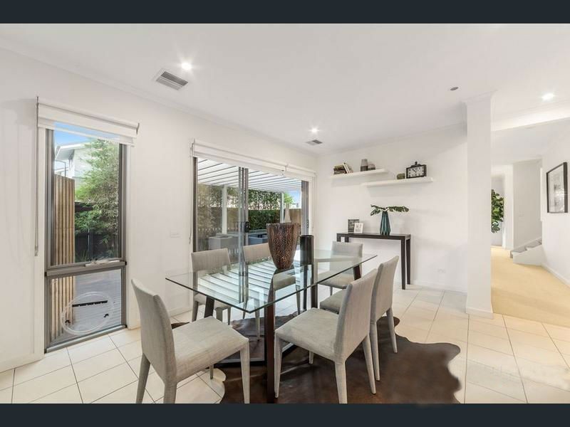 6 Grove Way,, Wantirna South VIC 3152