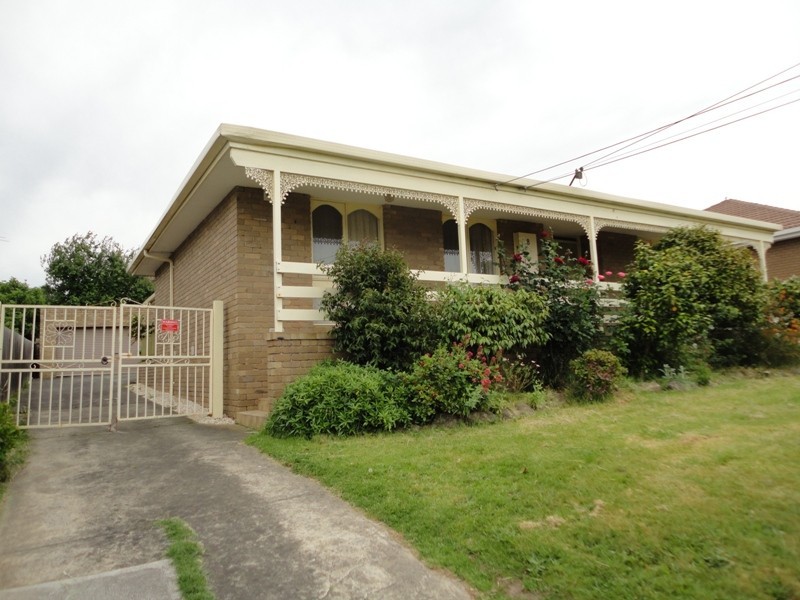 8 Cascade Drive, Vermont South VIC 3133
