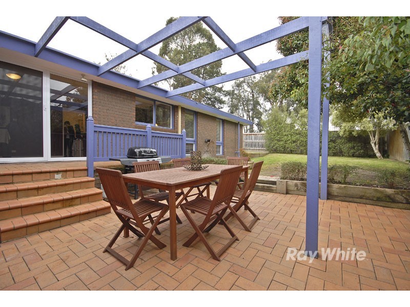 67 Chartwell Drive, Wantirna VIC 3152