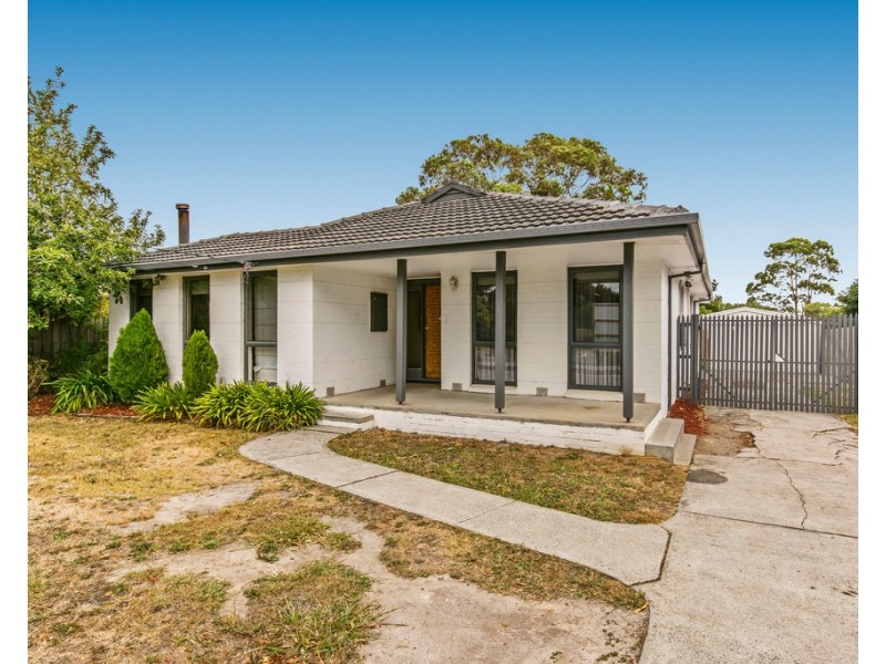 15 Narong Crescent, Knoxfield VIC 3180