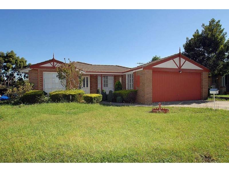 17 Peartree Place, Knoxfield VIC 3180