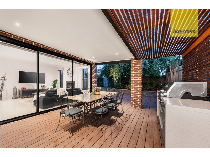 17 Matilda Avenue, Wantirna South VIC 3152