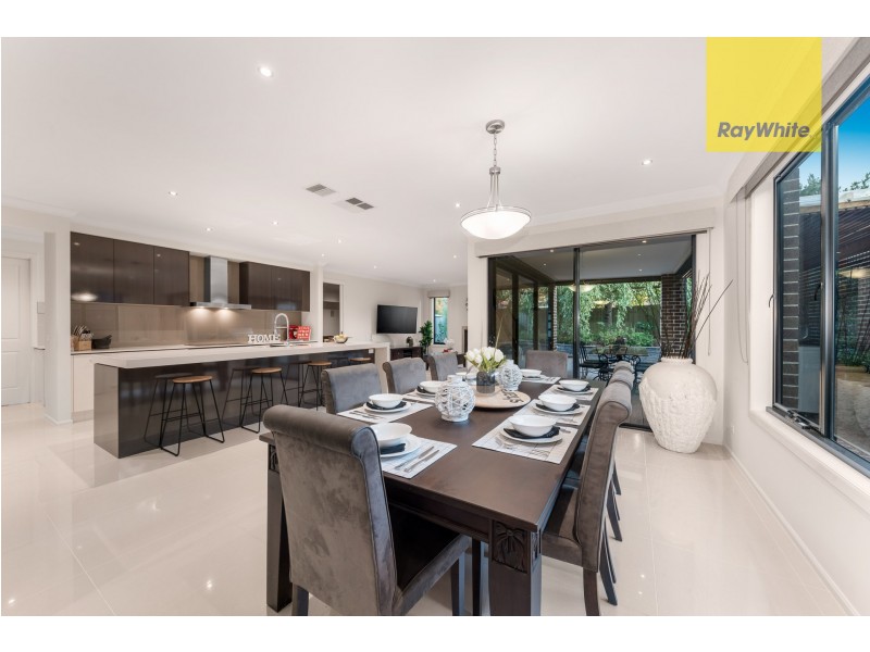 17 Matilda Avenue, Wantirna South VIC 3152