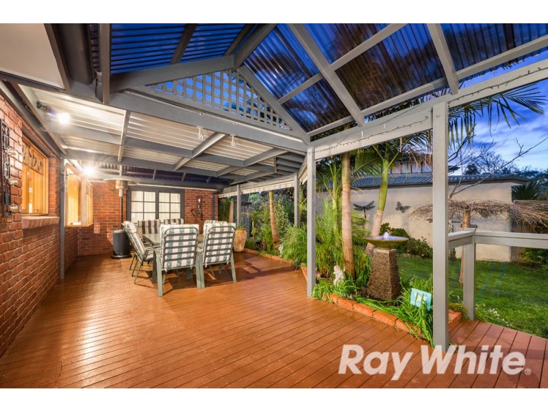 13 McLean Court, Wantirna South VIC 3152