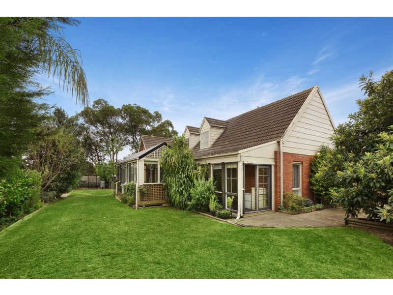 7 McLean Court, Wantirna South VIC 3152