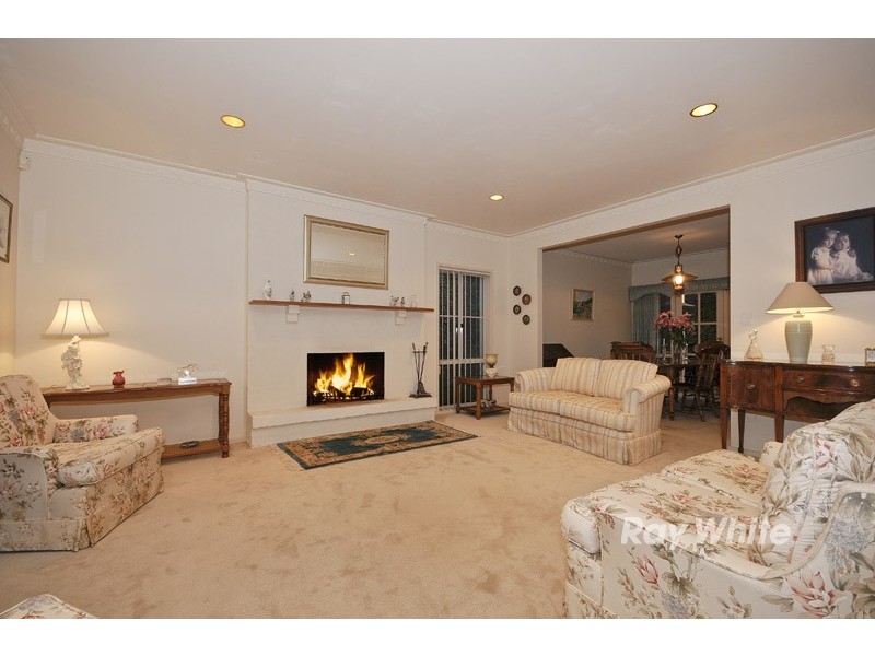 21 Peartree Place, Knoxfield VIC 3180