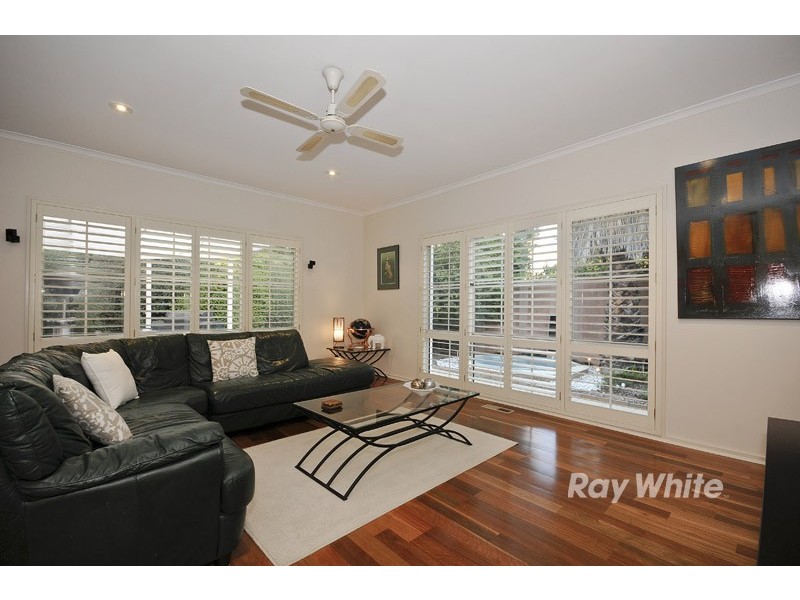 21 Peartree Place, Knoxfield VIC 3180