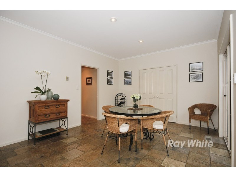 21 Peartree Place, Knoxfield VIC 3180