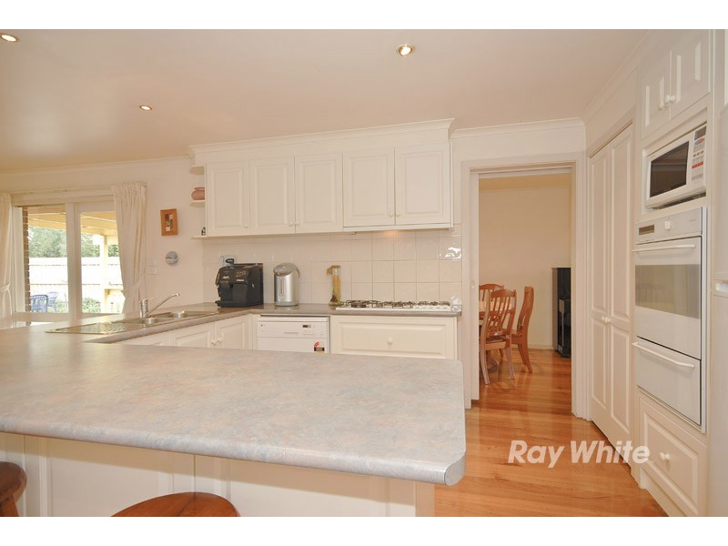 11 Hassett Court, Wantirna South VIC 3152