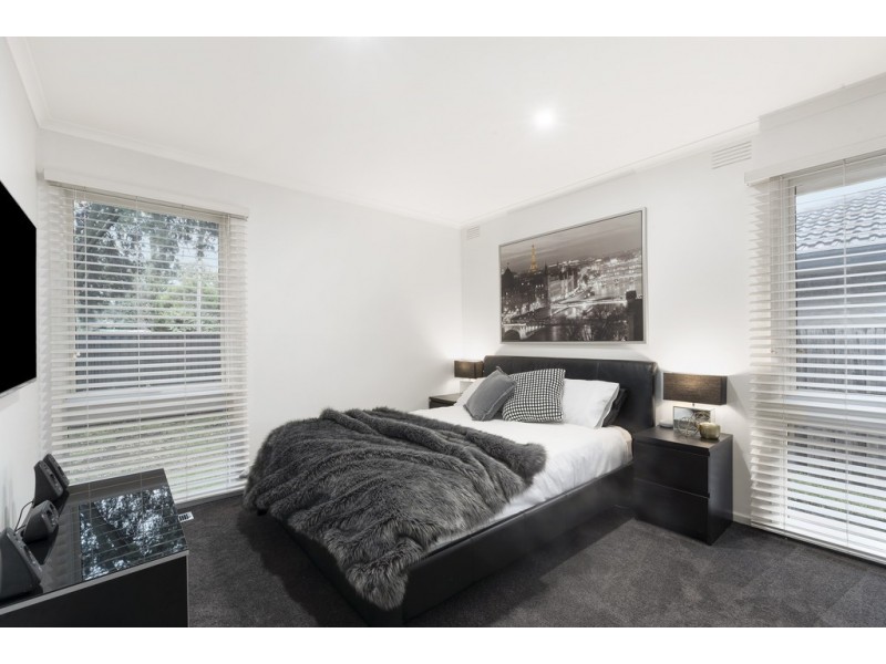 24 Dobson Street, Ferntree Gully VIC 3156