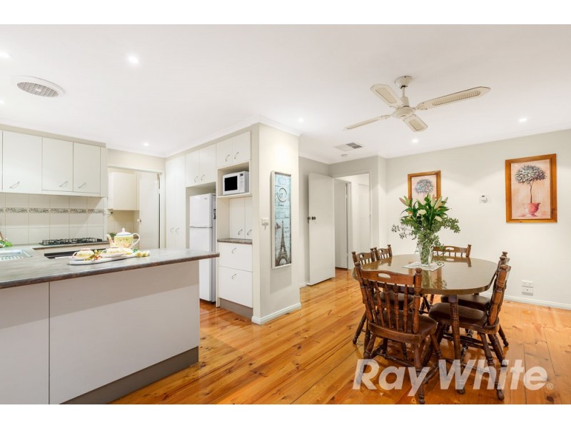 72 Mowbray Drive, Wantirna South VIC 3152