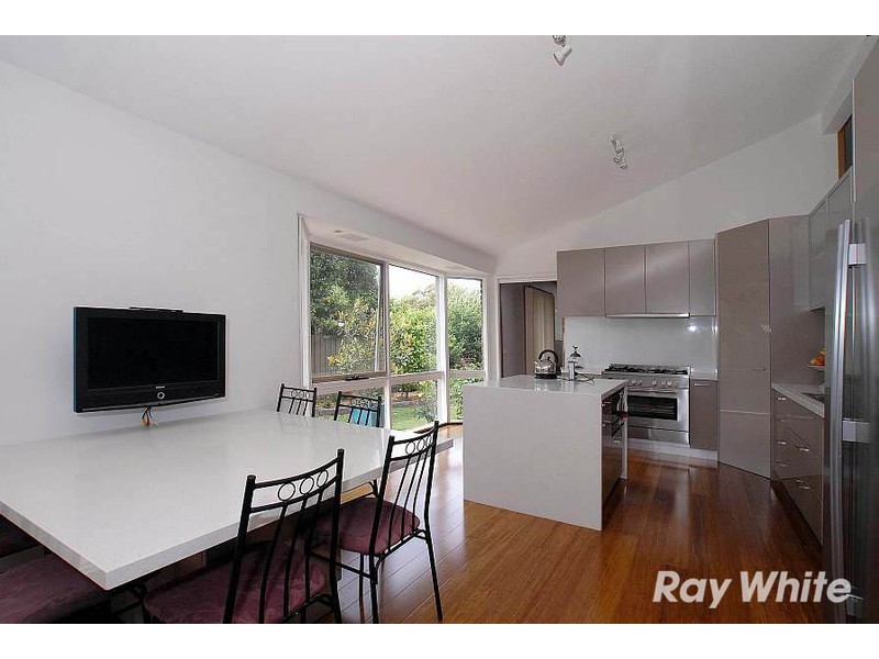 48 Milpera Crescent, Wantirna VIC 3152