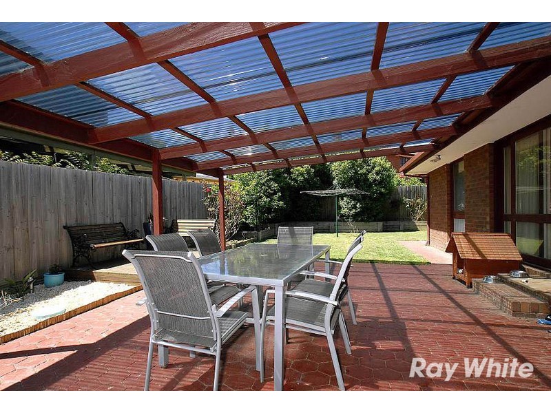 26 Tintern Crescent, Wantirna South VIC 3152
