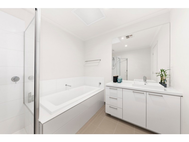 116 Harcrest Boulevard, Wantirna South VIC 3152