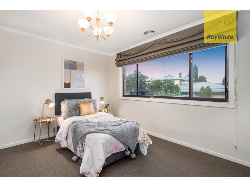 38 Flamingo Drive, Wantirna South VIC 3152