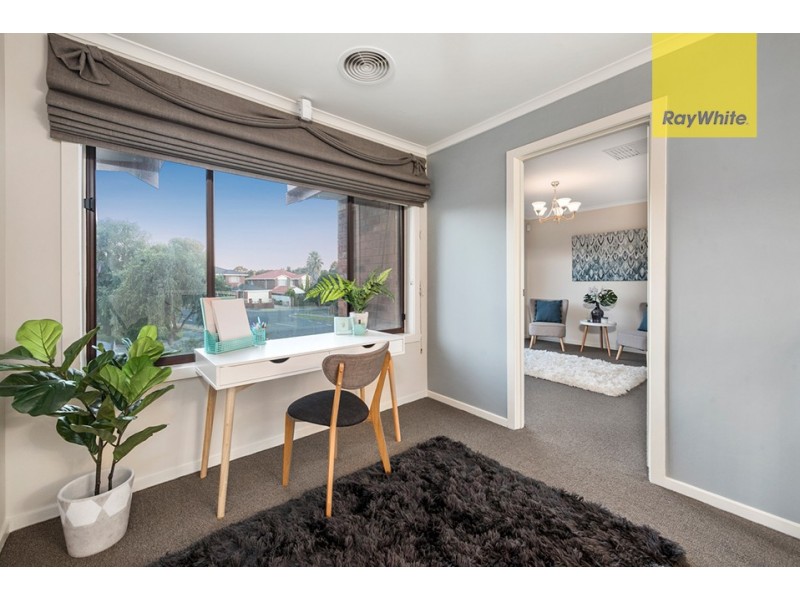 38 Flamingo Drive, Wantirna South VIC 3152