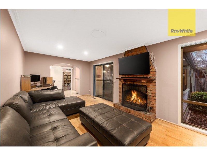 14 Allister Close, Knoxfield VIC 3180