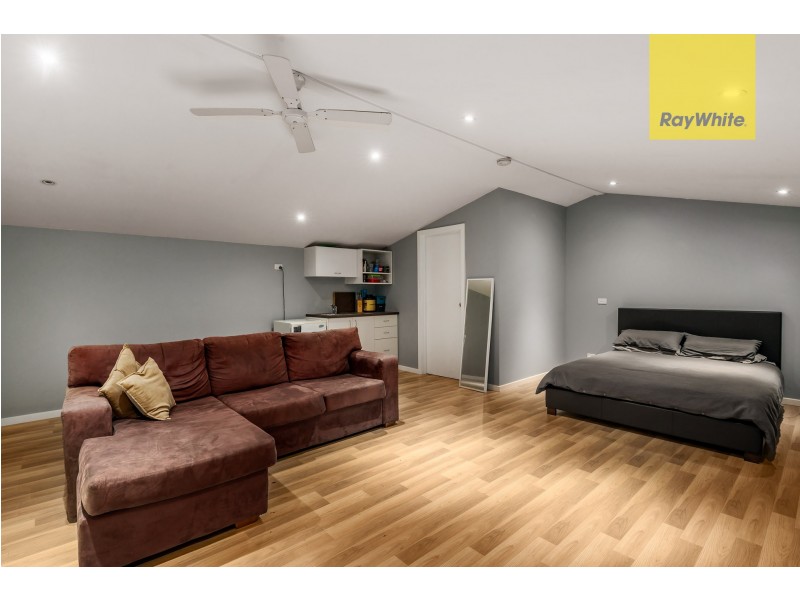 14 Allister Close, Knoxfield VIC 3180