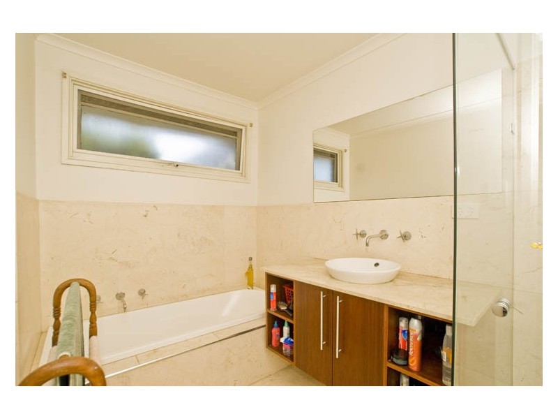 7 Ponsford Avenue, Wantirna South VIC 3152