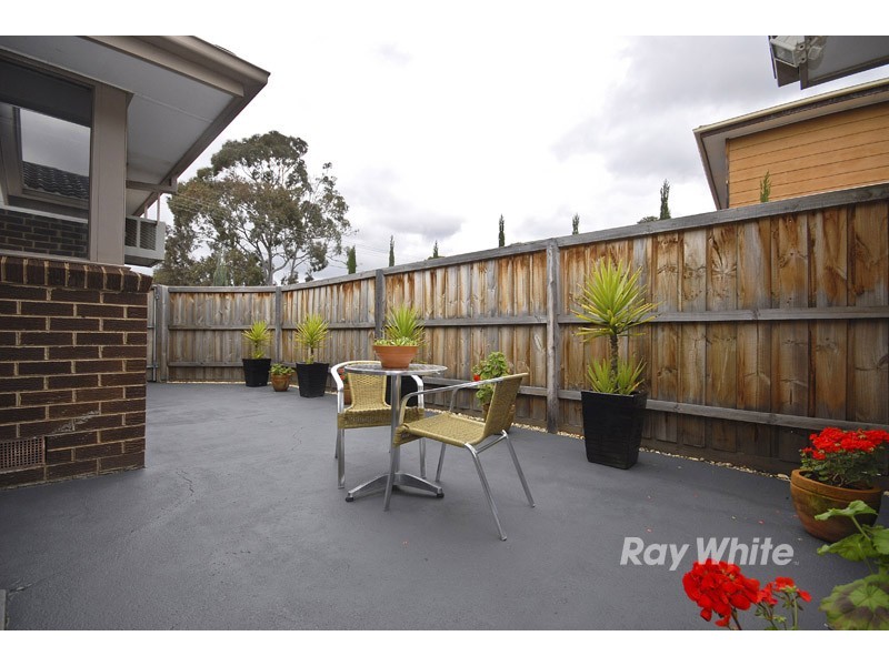 1/13 Dumfries Way, Wantirna VIC 3152