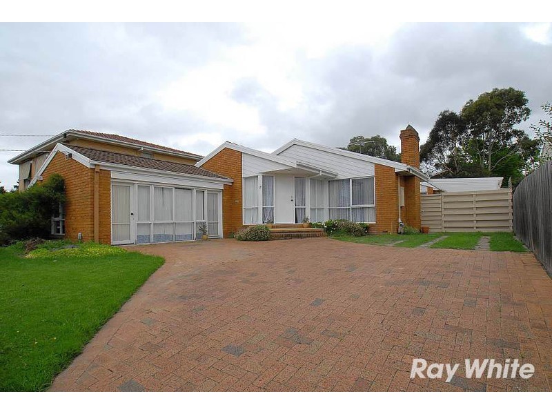 17 Cathies Lane, Wantirna South VIC 3152