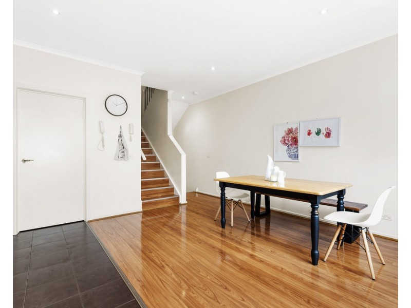 4/3-5 Milton St, Ferntree Gully VIC 3156