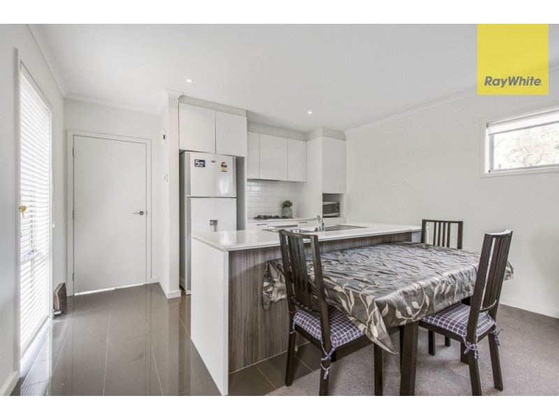 13 Botanic Place, Wantirna South VIC 3152