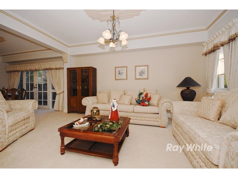 13 Alexis Court, Wantirna South VIC 3152