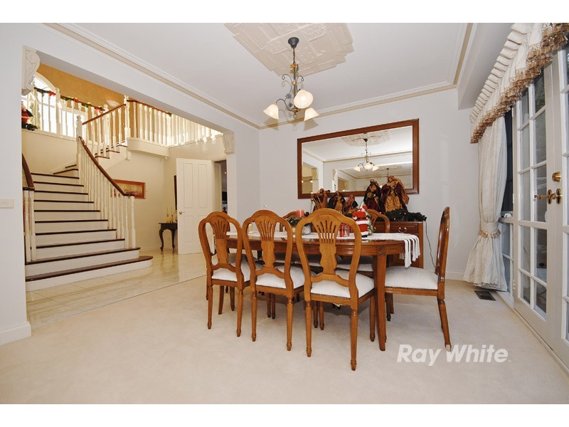 13 Alexis Court, Wantirna South VIC 3152