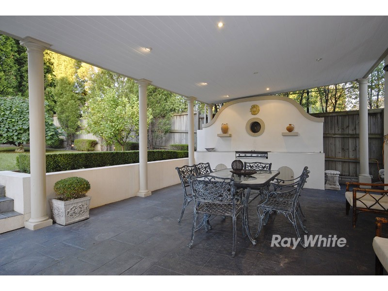 13 Alexis Court, Wantirna South VIC 3152