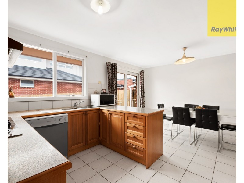 1/410 Middleborough Road, Blackburn VIC 3130