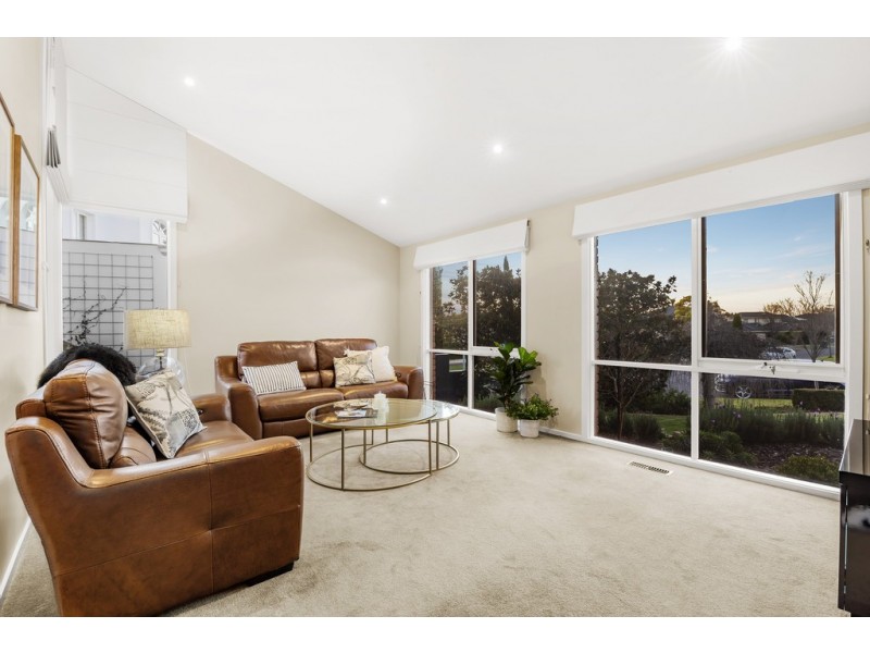 9 Jessica Close, Wantirna South VIC 3152