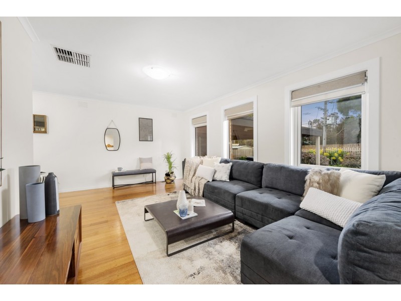 13 Bentley Street, Wantirna VIC 3152