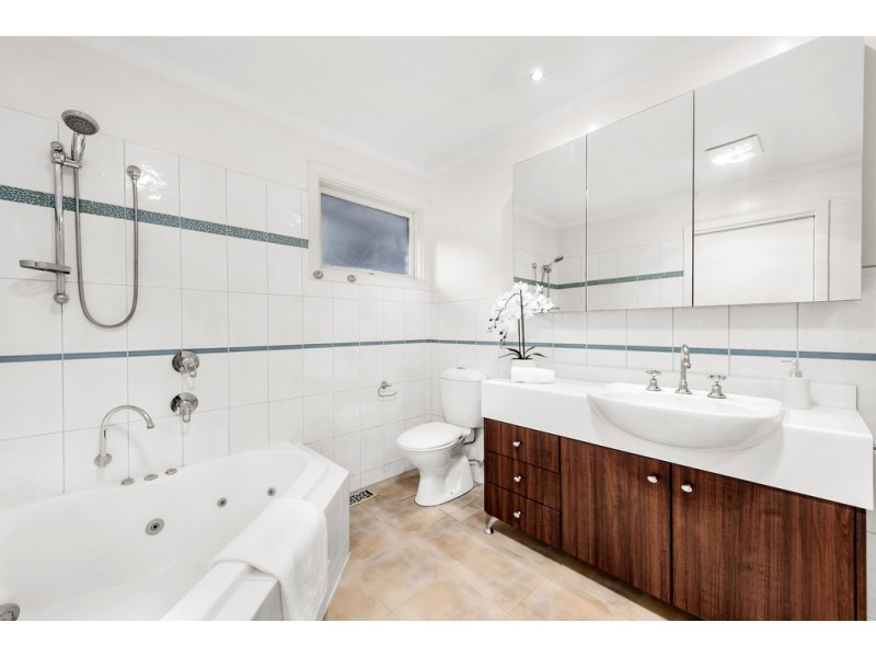 13 Bentley Street, Wantirna VIC 3152