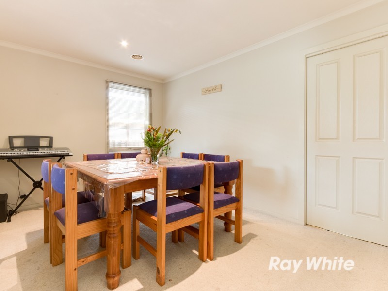 54 Mosman Close, Wantirna South VIC 3152