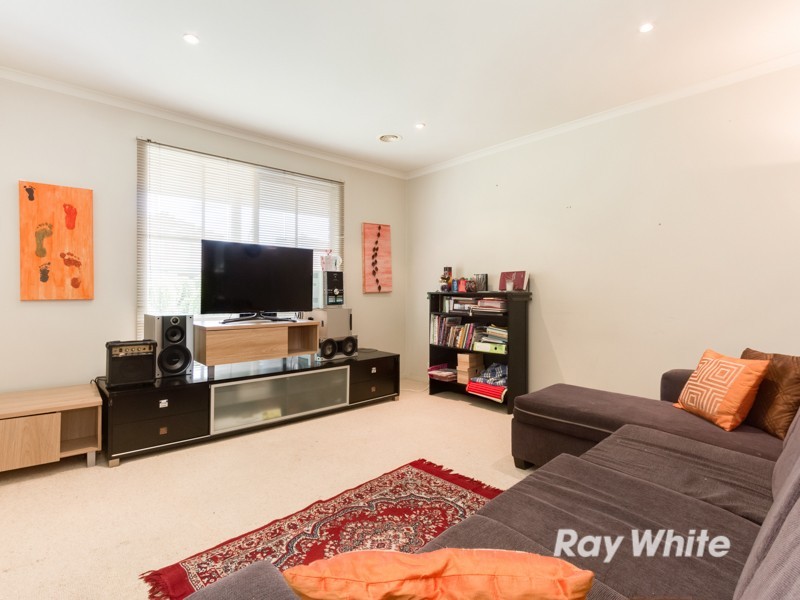 54 Mosman Close, Wantirna South VIC 3152