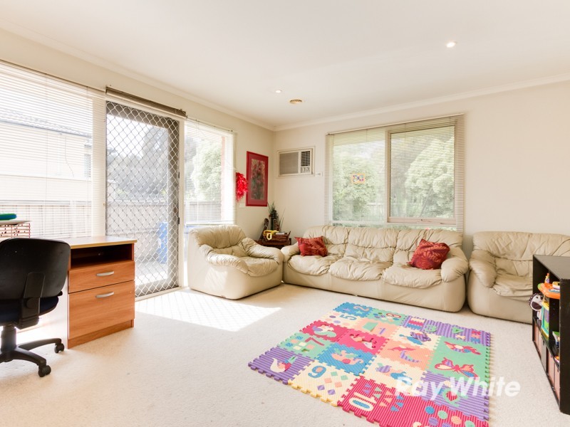 54 Mosman Close, Wantirna South VIC 3152