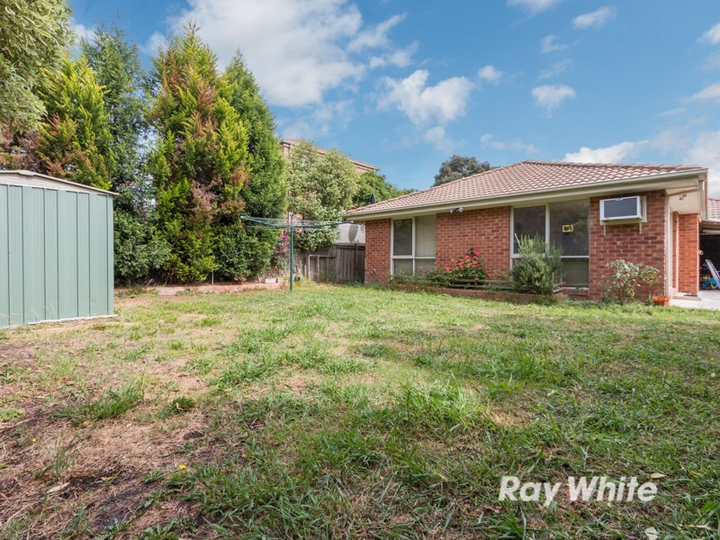 54 Mosman Close, Wantirna South VIC 3152