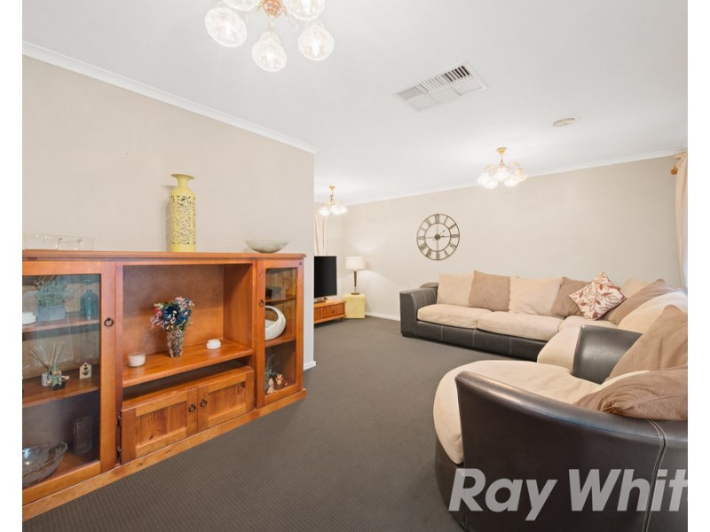 39 Blind Creek Lane, Wantirna South VIC 3152