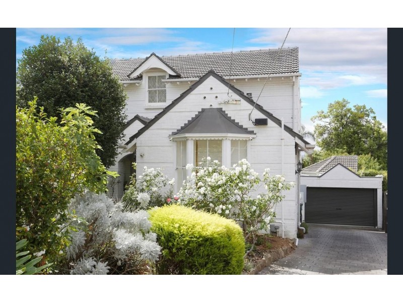 43 Hinkler Road, Glen Waverley VIC 3150